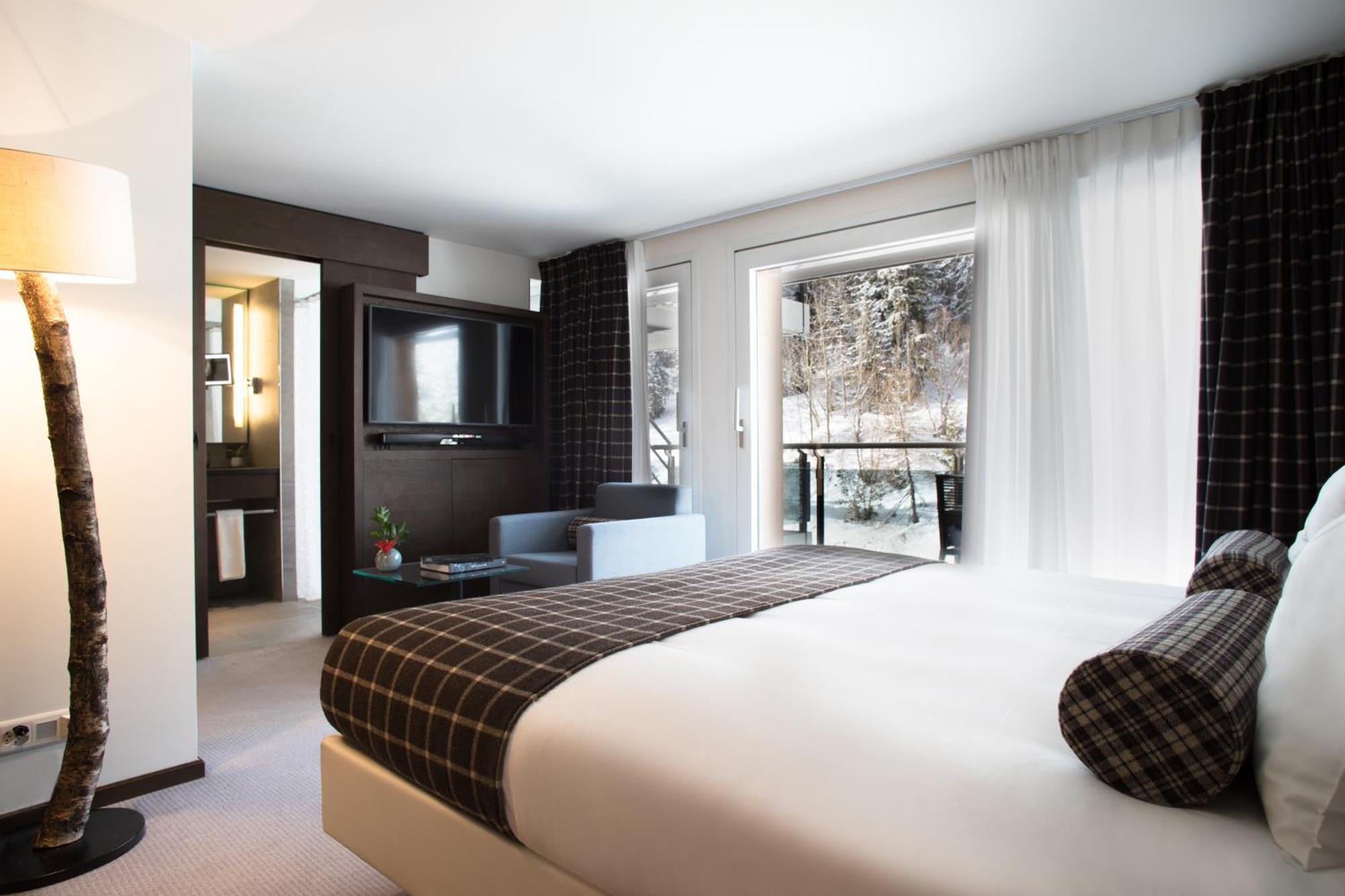 Crans Ambassador Hotel Ruang foto